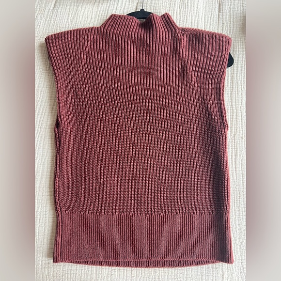 Babaton
Hazlitt Sweater Vest (2XS) - Picture 1 of 4